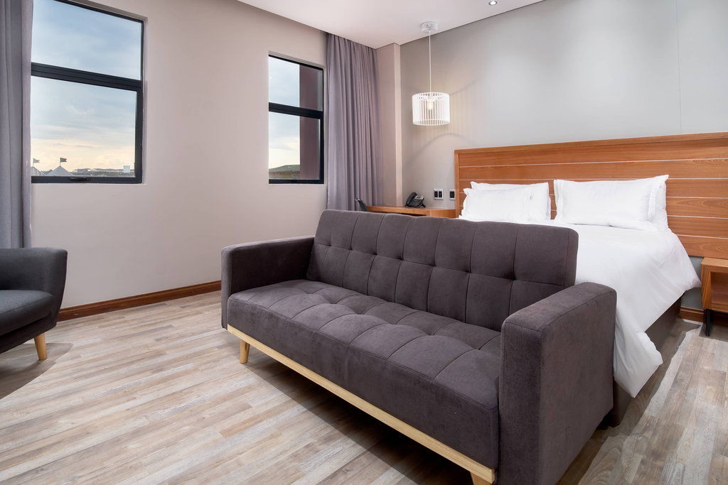 Protea Hotel By Marriott Pretoria Hatfield Экстерьер фото