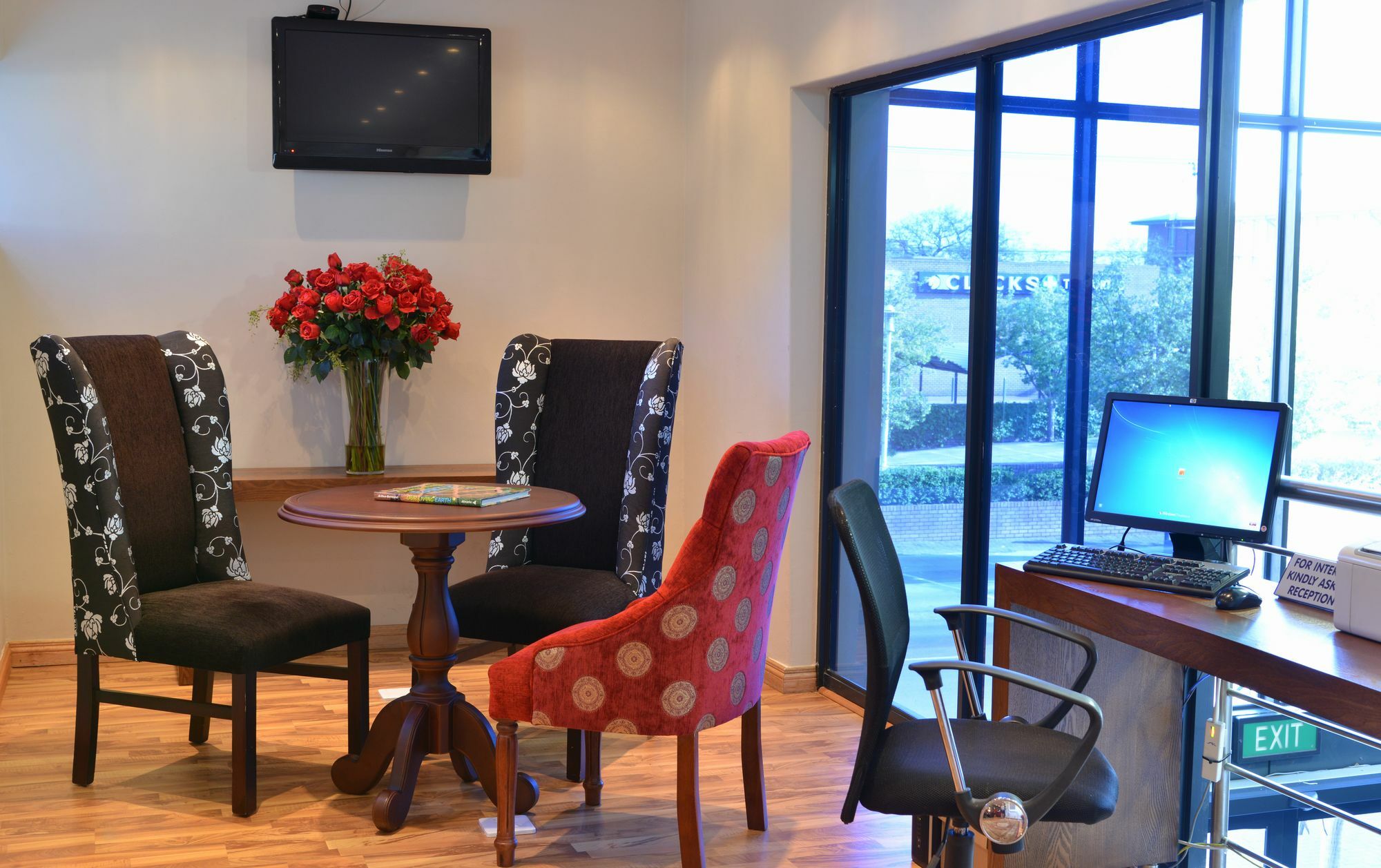Protea Hotel By Marriott Pretoria Hatfield Экстерьер фото